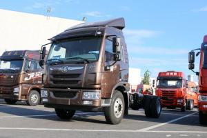  解放 麟VH中卡 160马力 4X2 5.4米 国五 排半仓栅式载货车(CA5165CCYP40K2L3E5A85) 