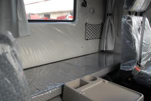大运重卡 新N8E钜赢2.0版 460马力 6X4 国六 LNG 牵引车(平顶)(CGC4250N6ECBB)