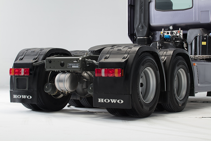 中国重汽 HOWO-TH7 重卡 460马力 6×4 国五 牵引车（ZZ4257W324HE1B）