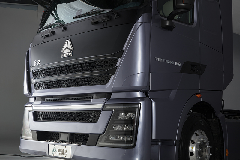 中国重汽 HOWO-TH7 重卡 460马力 6×4 国五 牵引车（ZZ4257W324HE1B）