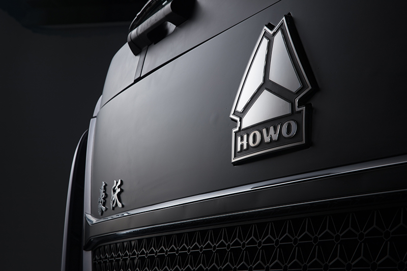 中国重汽 HOWO-TH7 重卡 460马力 6×4 国五 牵引车（ZZ4257W324HE1B）