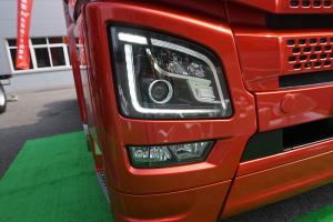 一汽解放青汽  JH6+重卡 生活舱版 550马力  6X4 国五AMT牵引车(CA4250P33K25T1E5A80)