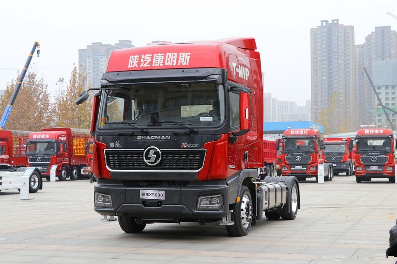 陕汽重卡德龙x5000490马力4x2国六牵引车