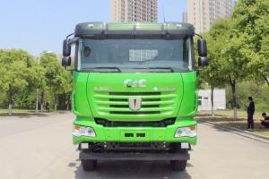 联合卡车 U420重卡 420马力 6X4 国五 牵引车(低顶)(蓬翔QL400)(QCC4252D654-4)