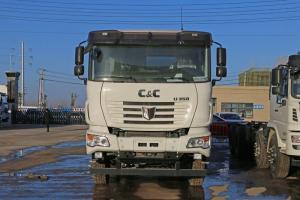 联合卡车U350 350马力 8X4 国五 混凝土搅拌车(QCC5312GJBD656-E2)