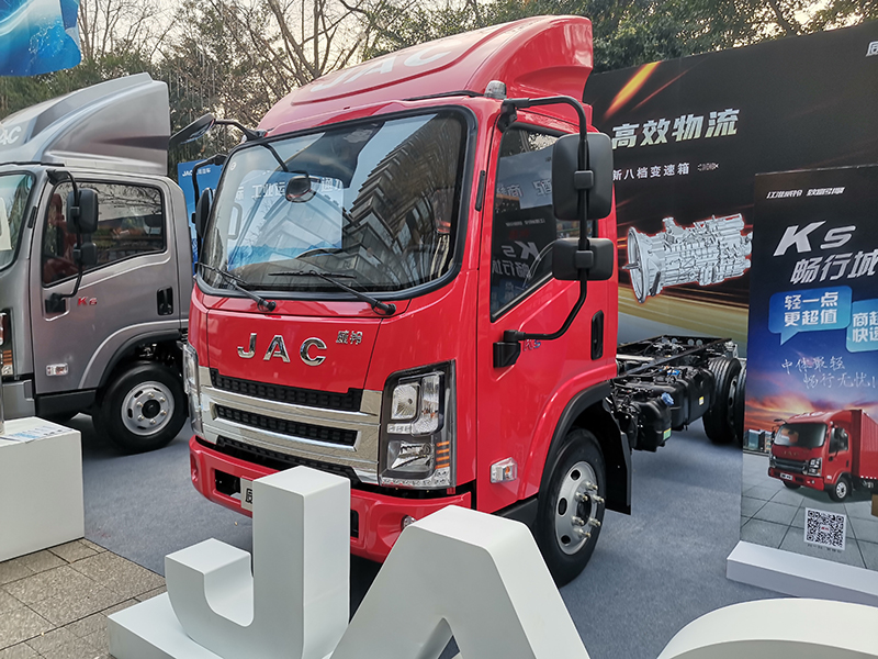 江淮汽车 威铃K5 141 马力 4×2 国六 载货车底盘