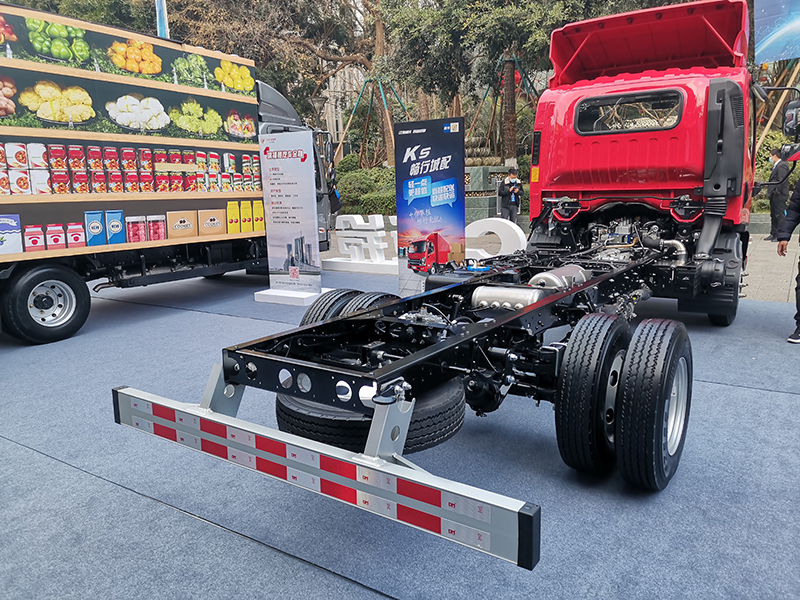 江淮汽车 威铃K5 141 马力 4×2 国六 载货车底盘