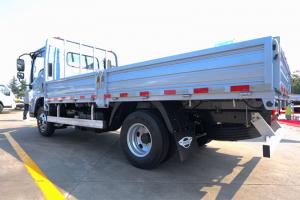 福田时代 领航M5 152马力 4×2 国六 载货车（LVBV3JBB1NE155381）