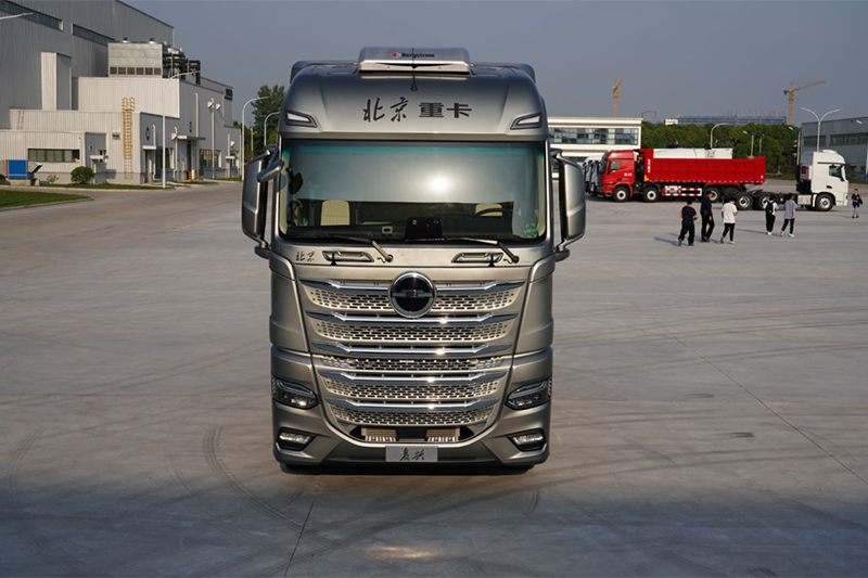 北京重卡 复兴 580马力 6×4 国六 牵引车 冷链运输版（BJ4250D6CP-01）