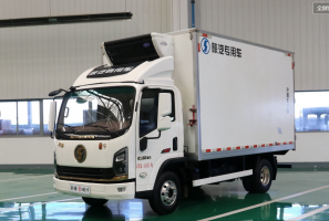 陕汽商用车 轩德翼9 156马力 4X2 国六 冷藏车(SX5040XLCNP6331)