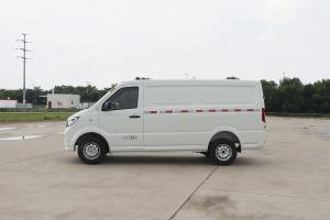 江铃晶马 E路福 4×2 纯电动物流车 39.6kW.h(JMV5030XXYBEV)