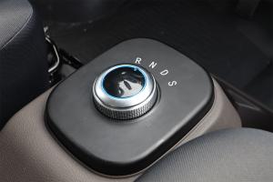 江铃晶马 E路福 4×2 纯电动物流车 39.6kW.h(JMV5030XXYBEV)