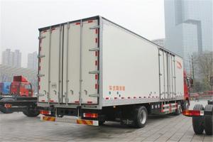 一汽解放 J6P重卡 260马力 6X2 8.7米 国四厢式载货车(CA5200XXYP63K1L6T3E4)