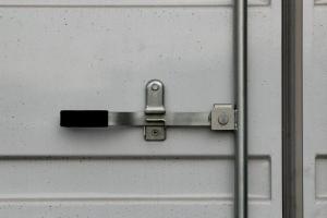庆铃 五十铃100P 98马力 5.1米 国四 单排厢式轻卡(QL5070XXY3KAR1)