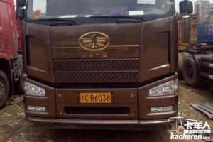 一汽解放 J6P重卡 260马力 6X2 8.7米 国四厢式载货车(CA5200XXYP63K1L6T3E4)