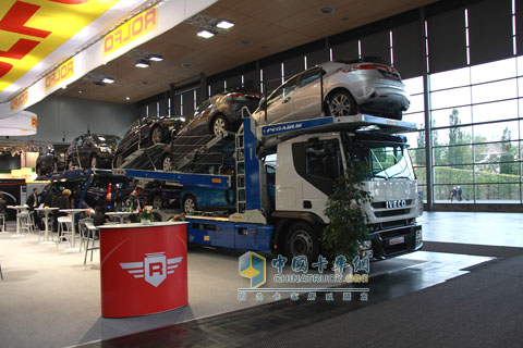 轿运车