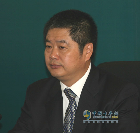 中国重汽香港执行董事童金根