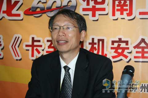 东风柳州汽车有限公司党委书记兼副总经理覃柳明