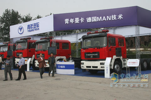 青年曼消防特种车