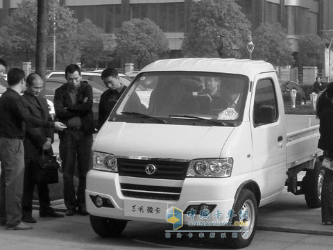 东风股份启动微车试销活动