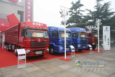 陕汽德龙F3000“超值版”轻量化载货车