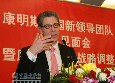 康明斯集团副总裁曹思德
