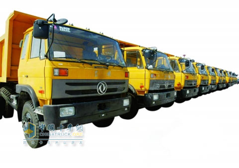 东风自卸车