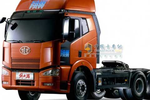 解放J6P 锡柴发动机6x4牵引车