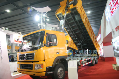 大运重卡自卸车