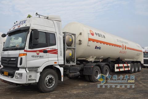 欧曼,福田汽车,牵引车,LNG