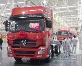 东风天龙重卡荣获中国驰名商标 新一代D901上市