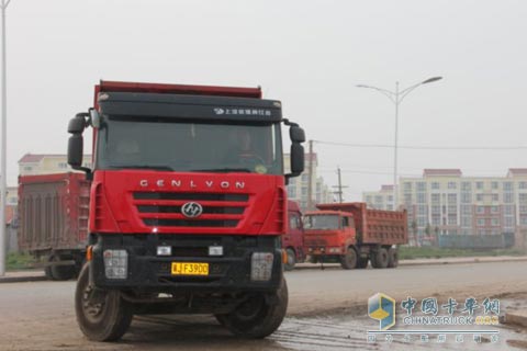 红岩杰狮 红岩金刚 红岩汽车
