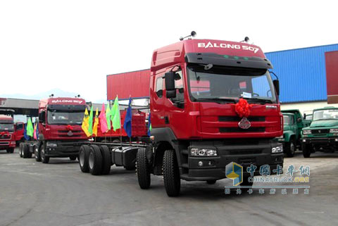 东风柳汽霸龙5078*4驱动载货车