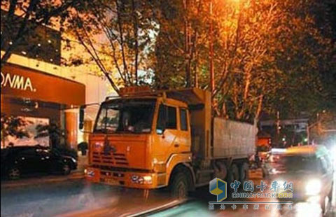烧天然气渣土车即天然气卡车
