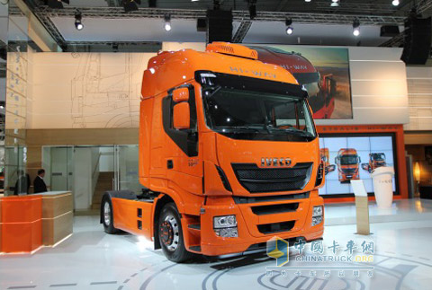 德国汉诺威车展斩获“2013年度卡车”殊荣的Stralis Hi-Way