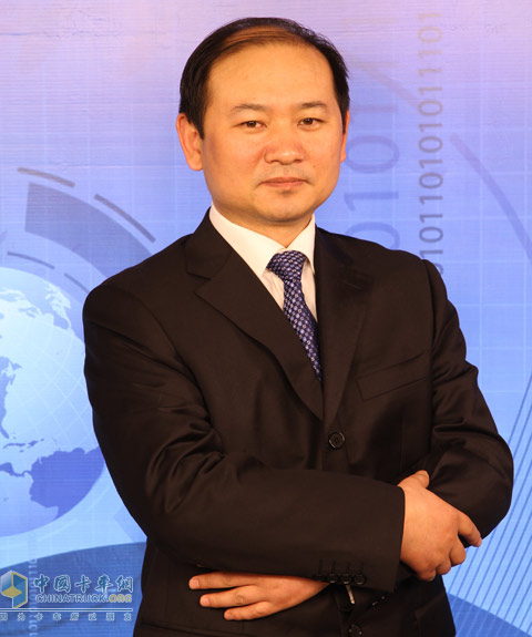 项兴初