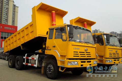 红岩金刚 自卸车